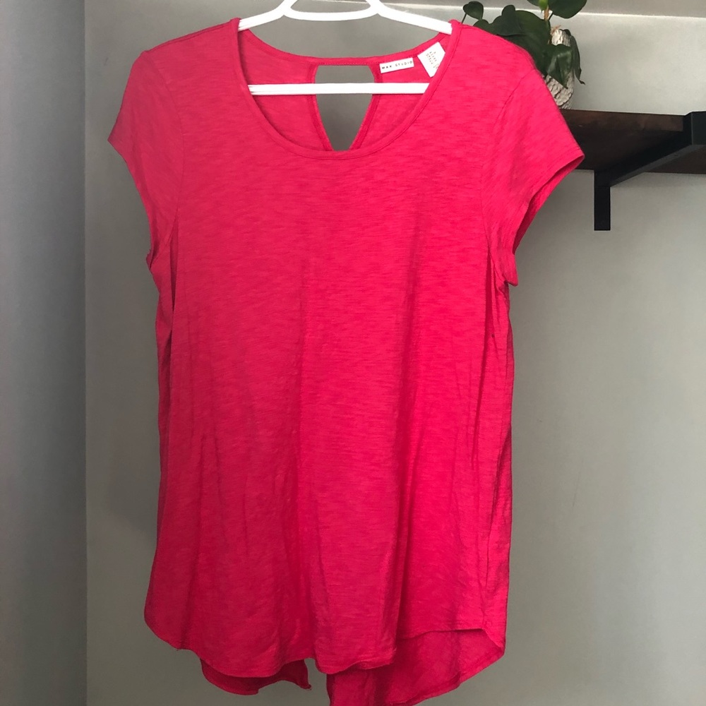 NWOT Bright pink t-shirt
